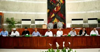 জ্বালানি সংকট মোকাবেলায় সংসদীয় বিশেষ কমিটির কার্যক্রম শুরু